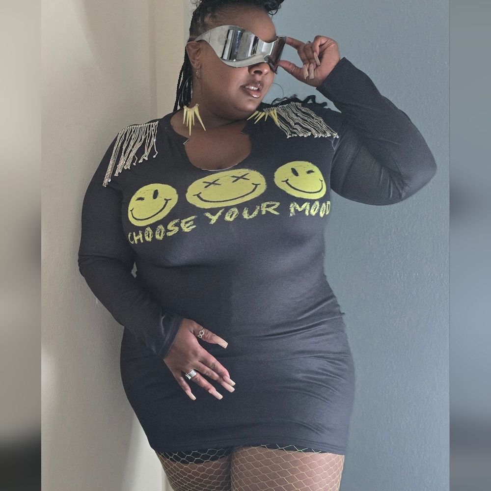 Choose your mood smiley face dress